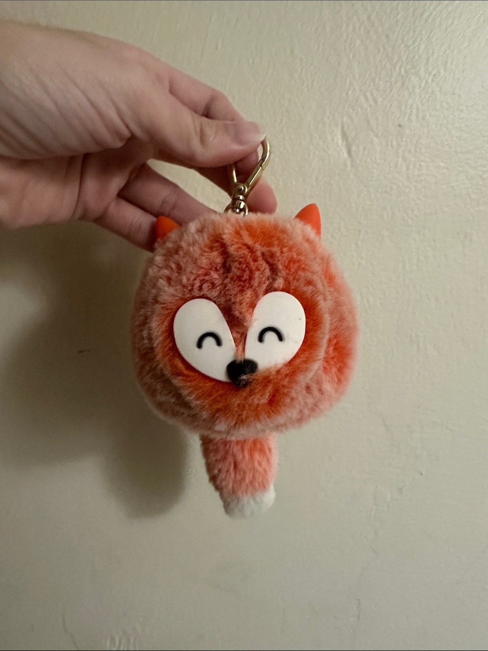 Bath and body Plush Fox Pom pocket bac keychain - Orange
